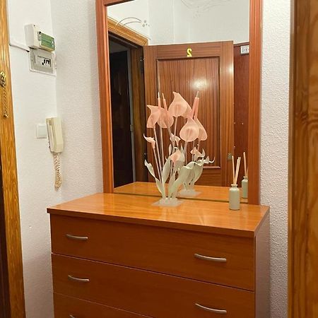 Apartamento De 1 Dormitorio En Buena Ubicacion Apartment Albacete Bagian luar foto