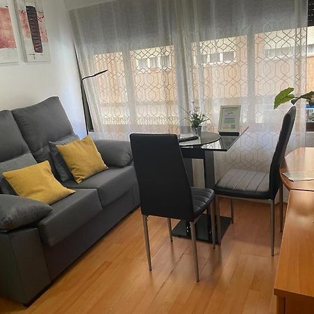 Apartamento De 1 Dormitorio En Buena Ubicacion Apartment Albacete Bagian luar foto